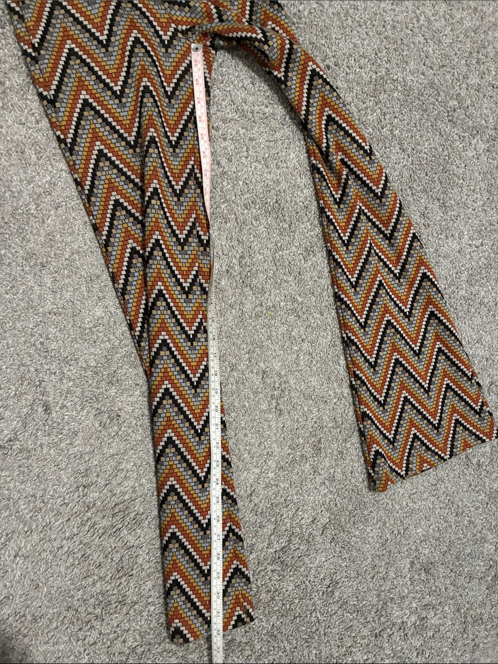 Urban Outfitters Retro Chevron Pull On Flare Leggings - Picture 7 of 9